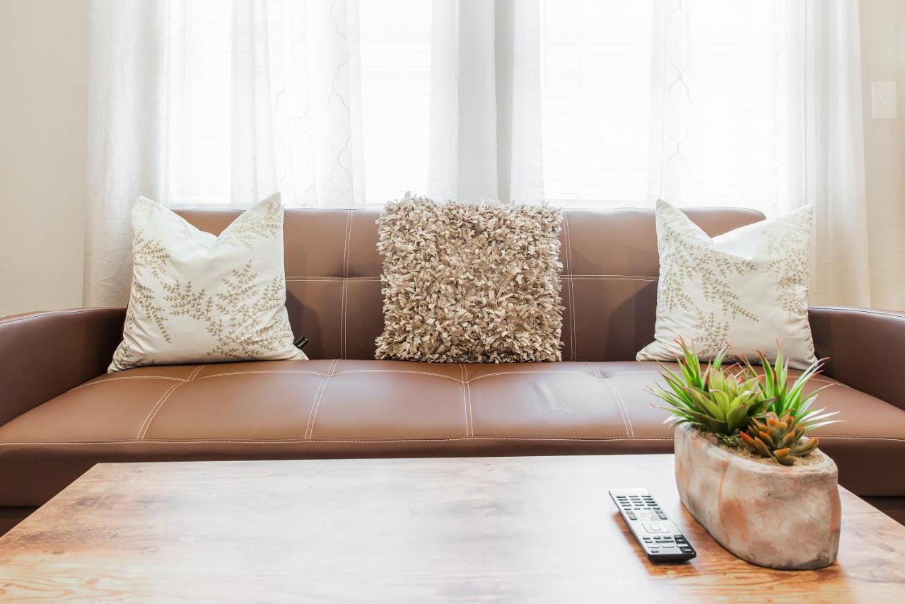 Stylish Onebedroom In Popular Virginia Highland *
