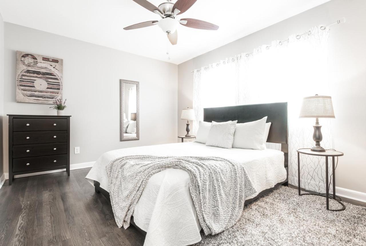 Stylish Onebedroom In Popular Virginia Highland *