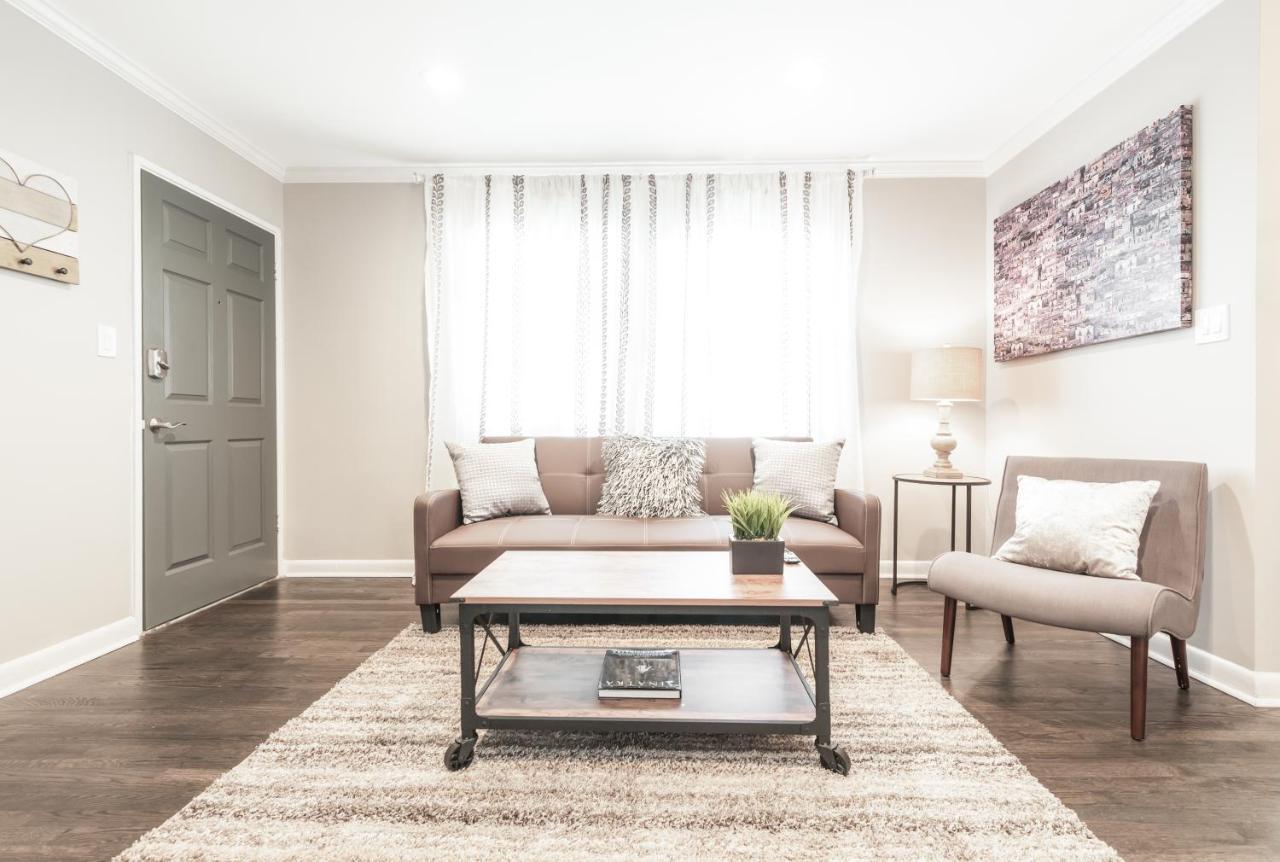 Stylish Onebedroom In Popular Virginia Highland