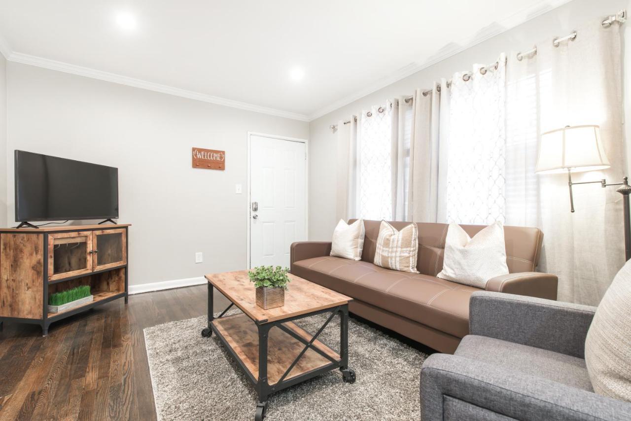 Stylish Onebedroom In Popular Virginia Highland *